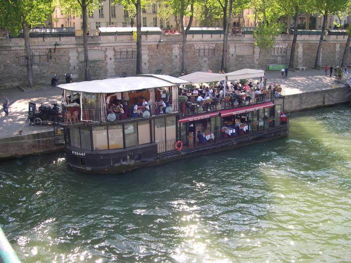  Bateau café (ô fil de l'eau)